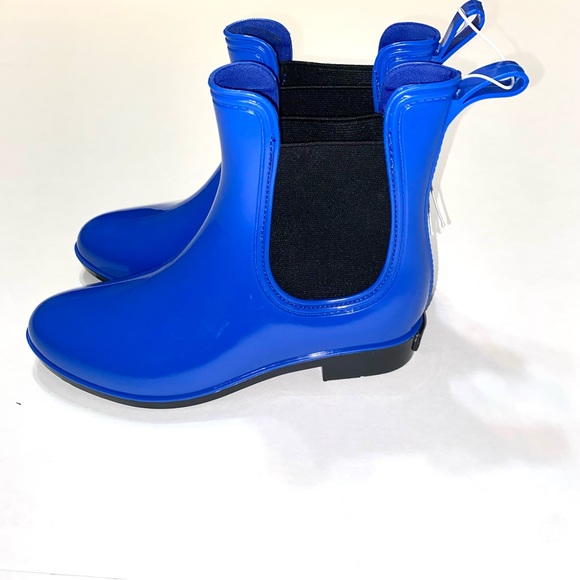 NWT Electric Blue, Seven7 Halifax Rain Bootie, Size 6 - Picture 2 of 8
